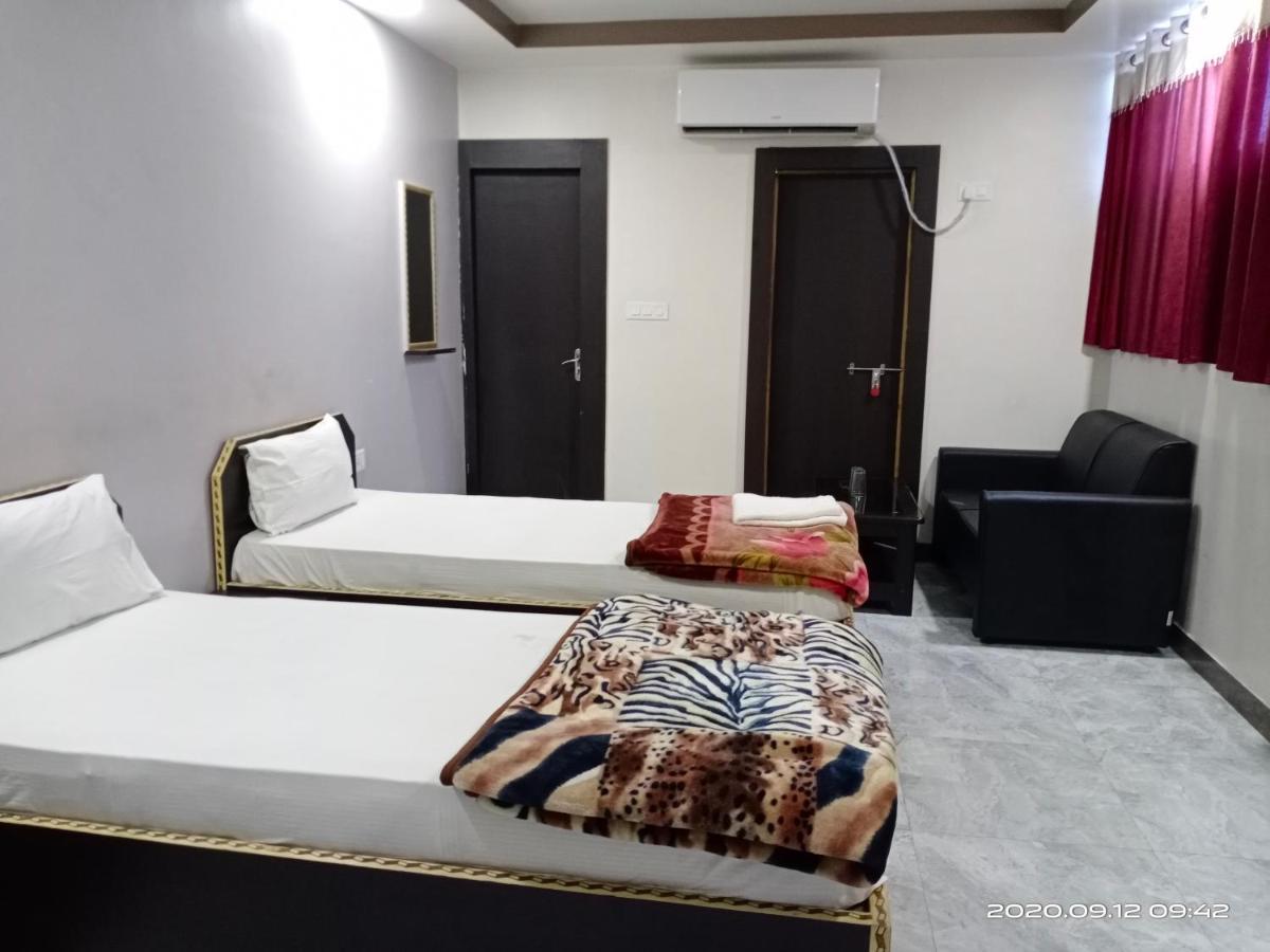 Hotel Sunaina International Gaya Exterior foto