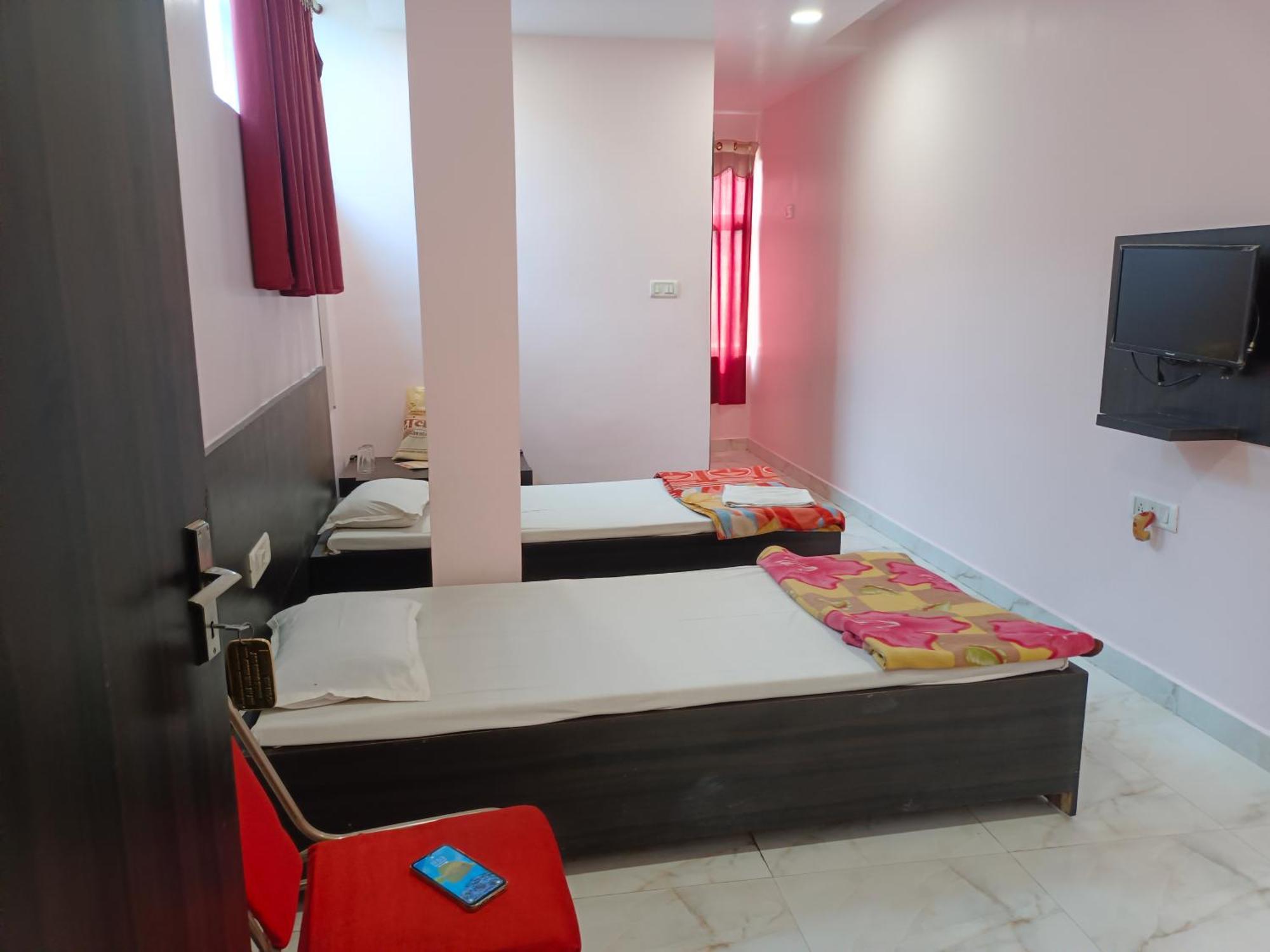 Hotel Sunaina International Gaya Quarto foto